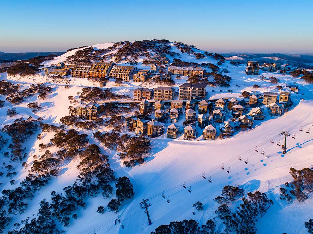 Mounthotham ski victoria snow