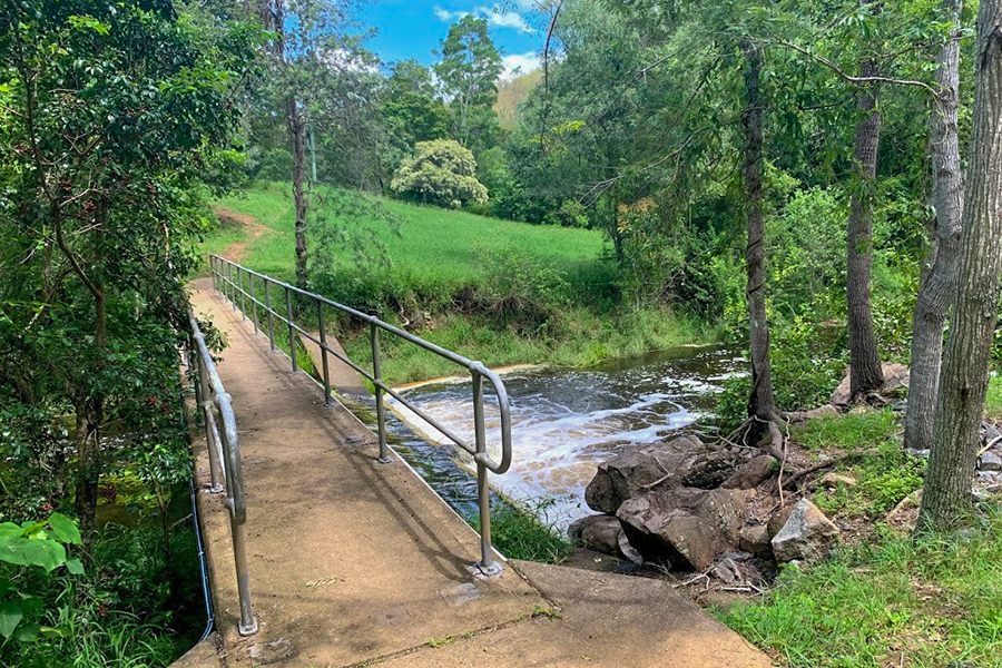 Best Walking Tracks in Brisbane Gold Creek Reservoir, Upper Brookfield