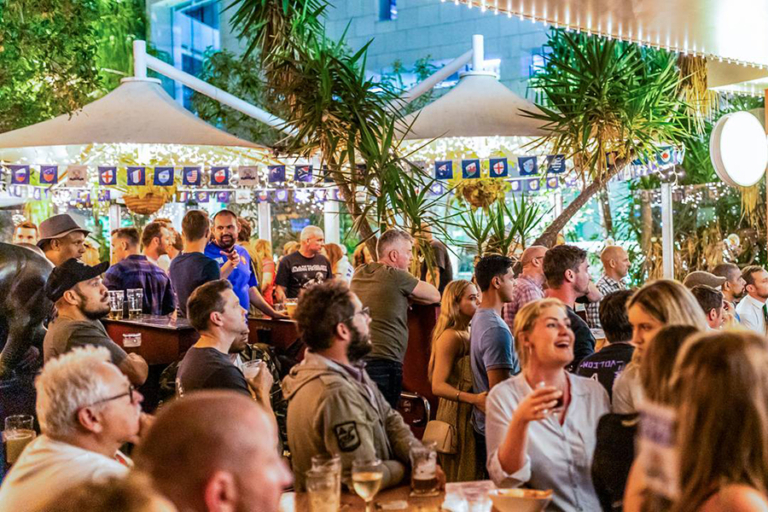 21 Best Pubs in Brisbane You Need to Visit Man of Many
