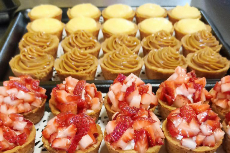 19 Best Cake Shops in Brisbane Man of Many