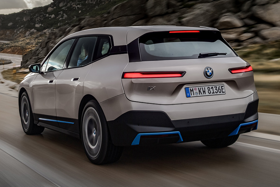 BMW 2022 ix on the road