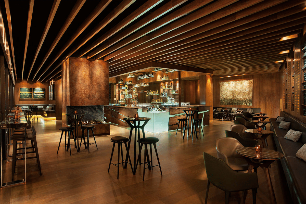 Grain whiskey bar