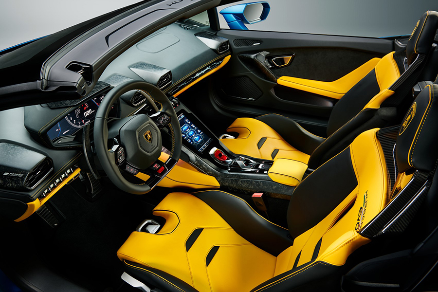 Lambo Huracan STO dashboard and steering wheel