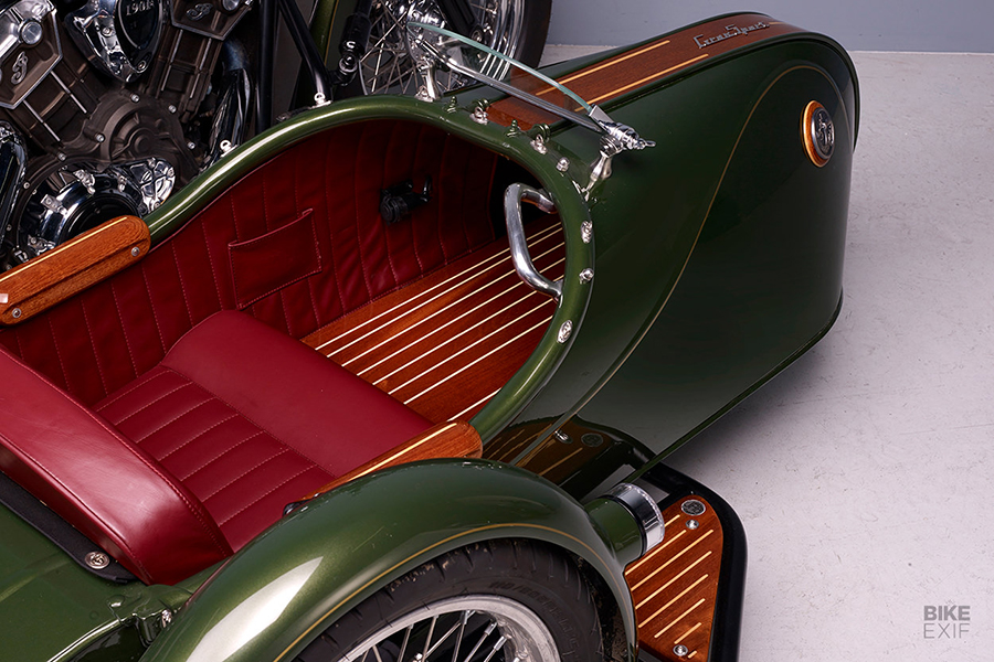 Indian Scout Sidecar from France inside look