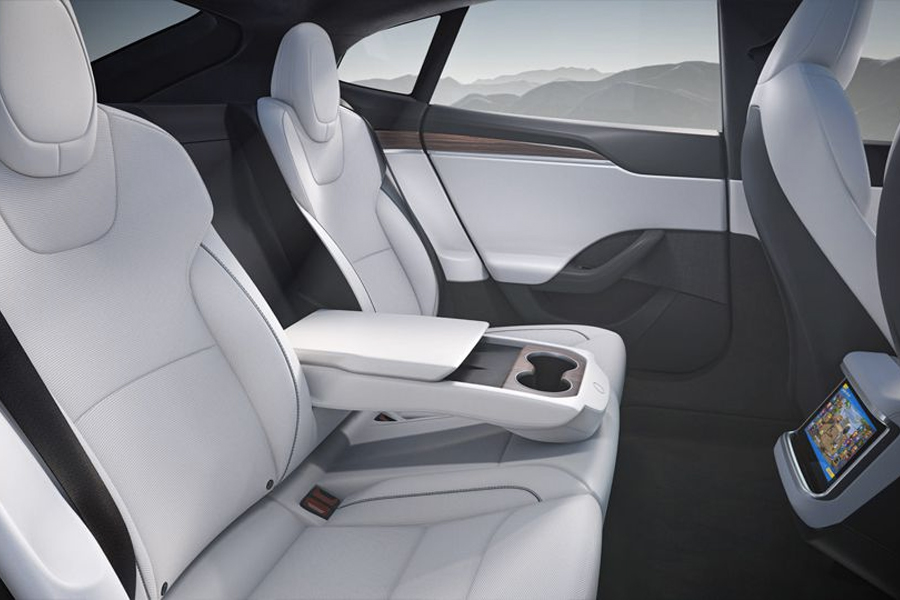 2021 Tesla Model S Plaid 6