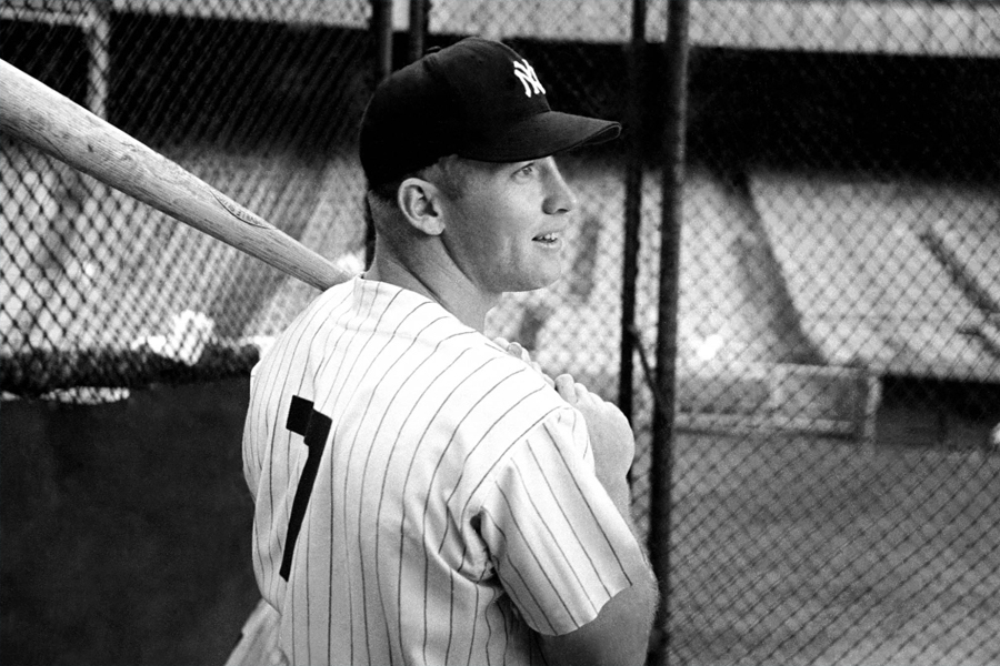 Mickey Mantle 1952 Topps card sells to Rob Gough for record $5.2M