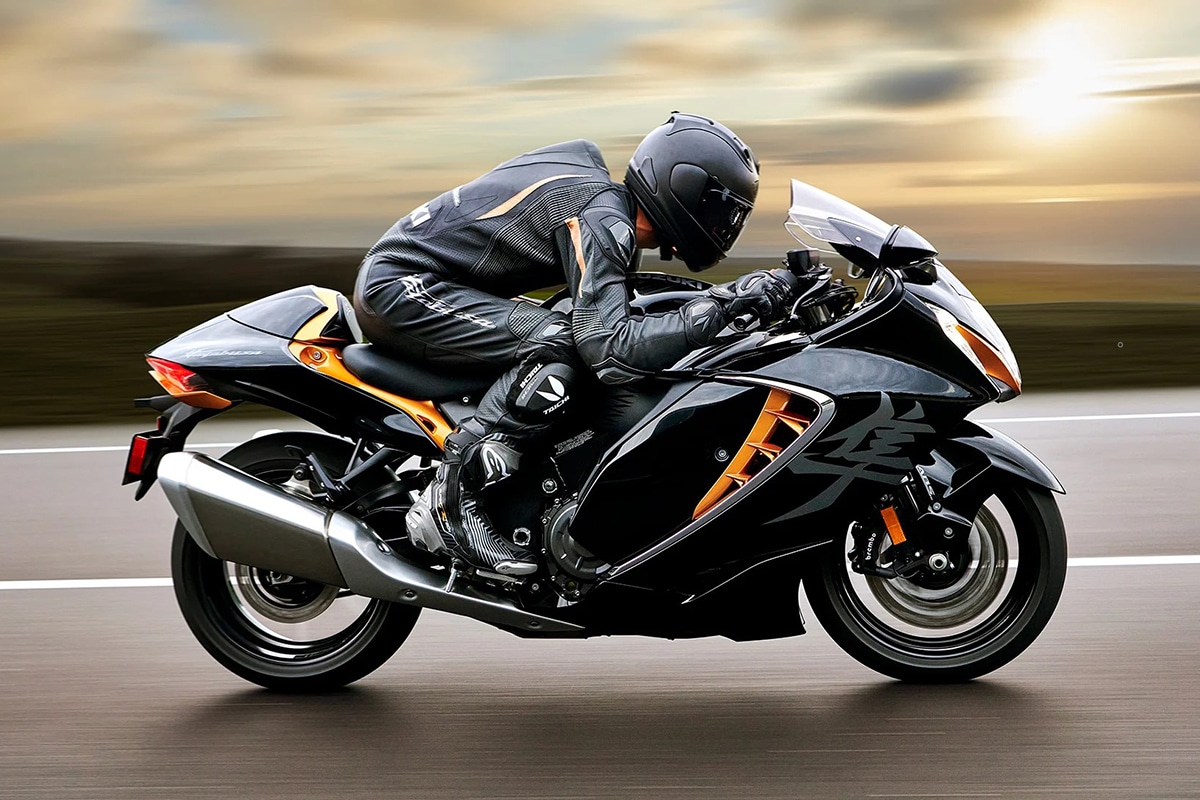 Fastest Motorcycles in the World You Can Actually Buy Suzuki Hayabusa First Generation 