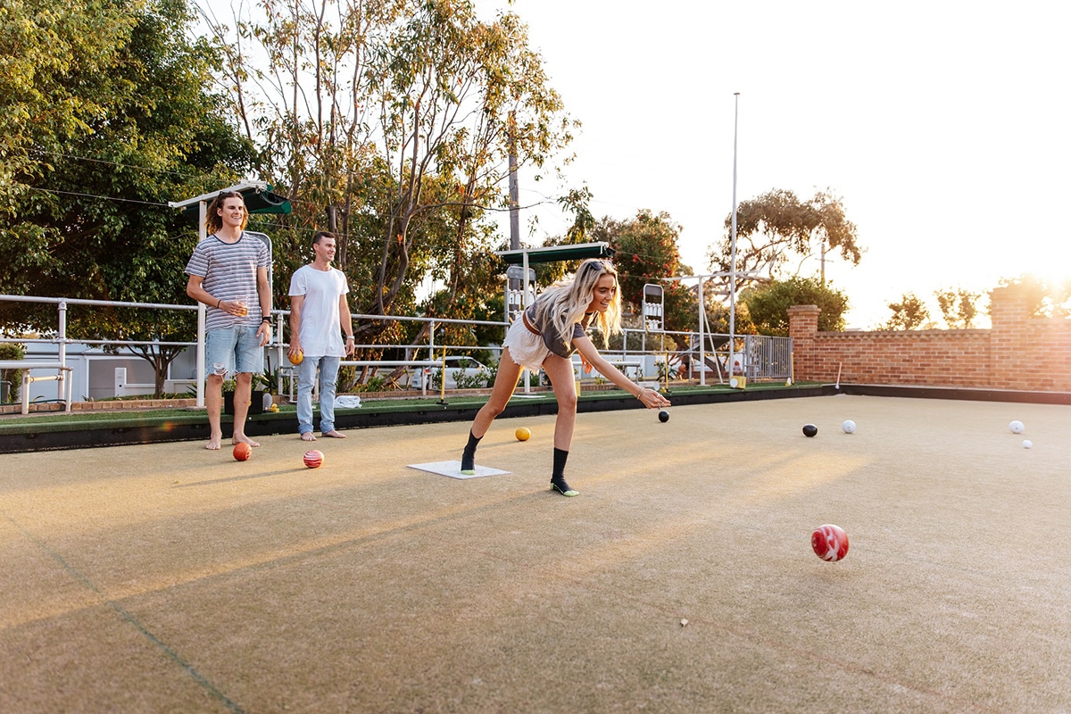 Best Spots for Barefoot Bowls in Sydney South Cronulla Bowling Club