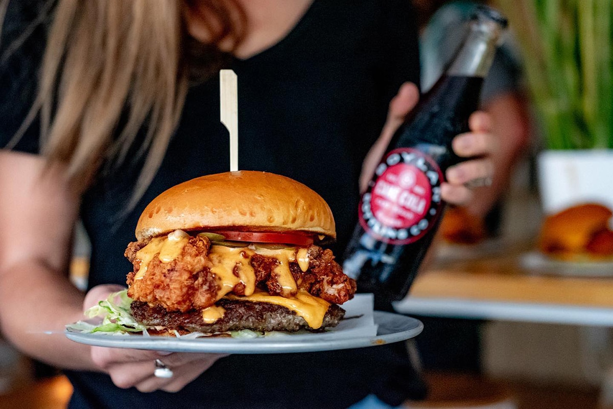 Spots for the Best Burgers in Perth Juicy Buns