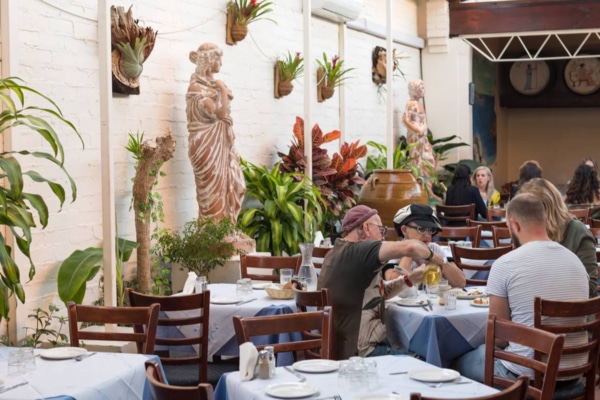 10-best-greek-restaurants-in-melbourne-man-of-many