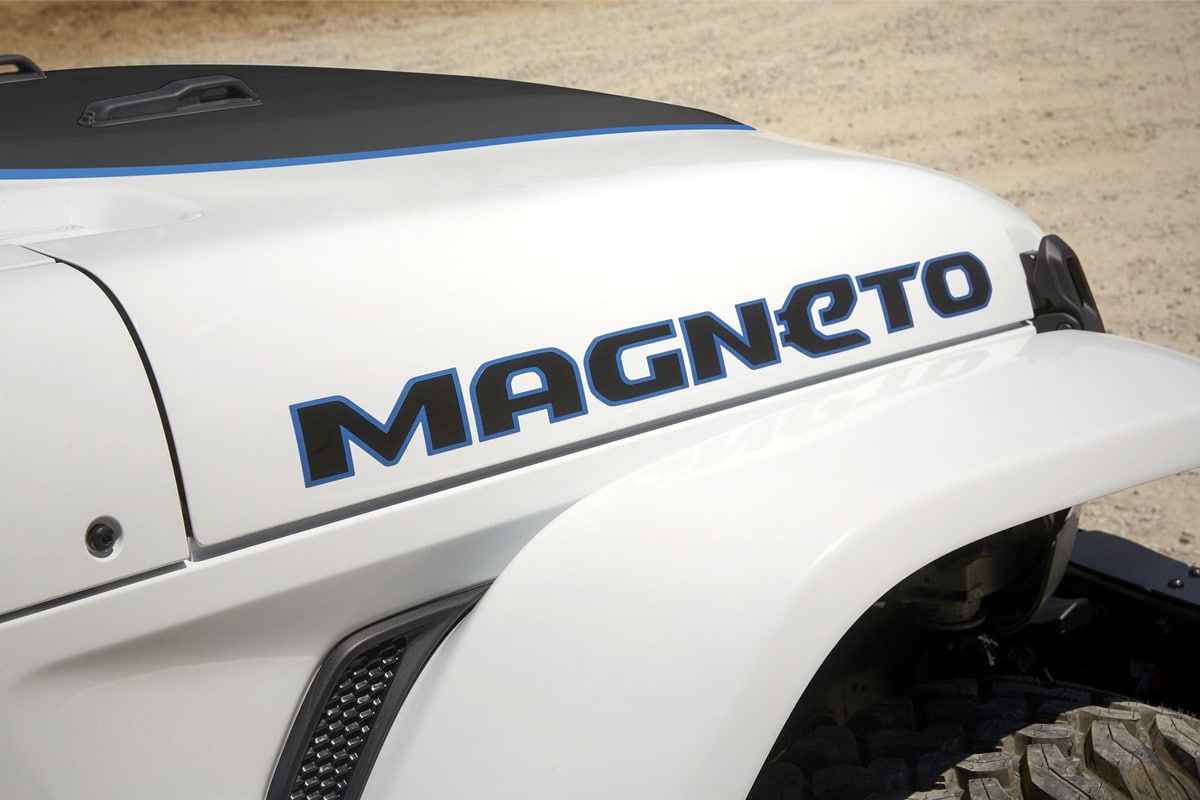 2 jeep magneto electric wrangler concept