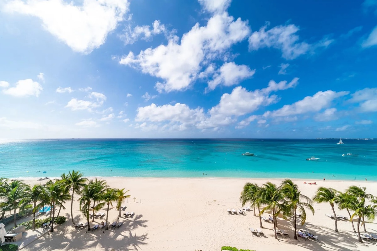 seven mile beach in grand cayman