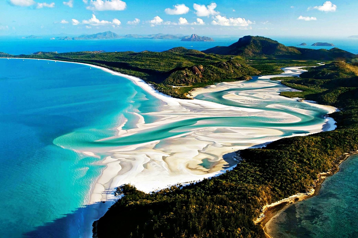 Islands of whitehaven beach