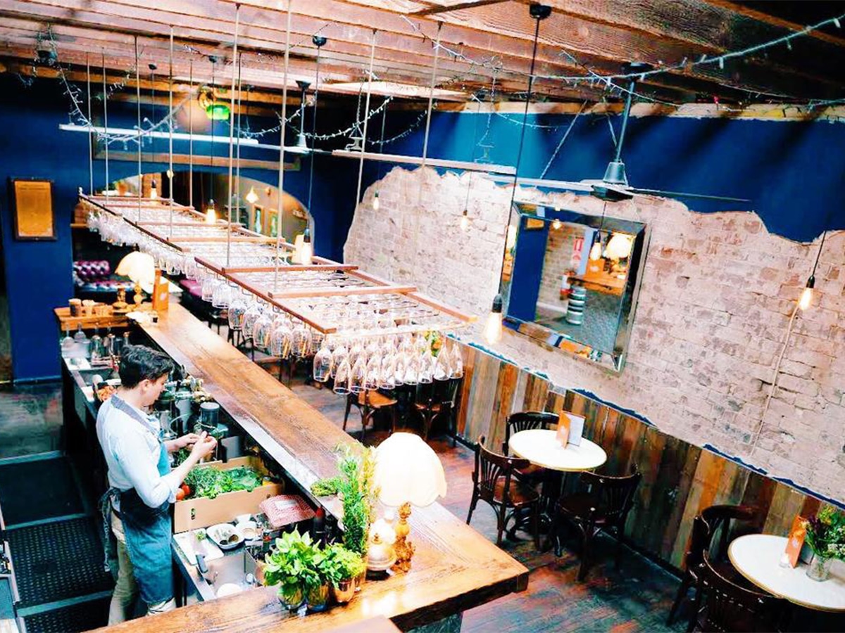 20 Best Hidden Bars in Sydney Man of Many