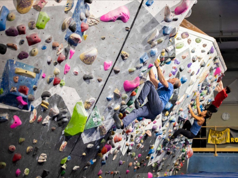 10 Best Rock Climbing & Bouldering Gyms in Sydney Man of Many