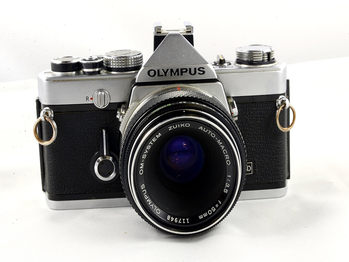 10-best-traditional-film-cameras-man-of-many