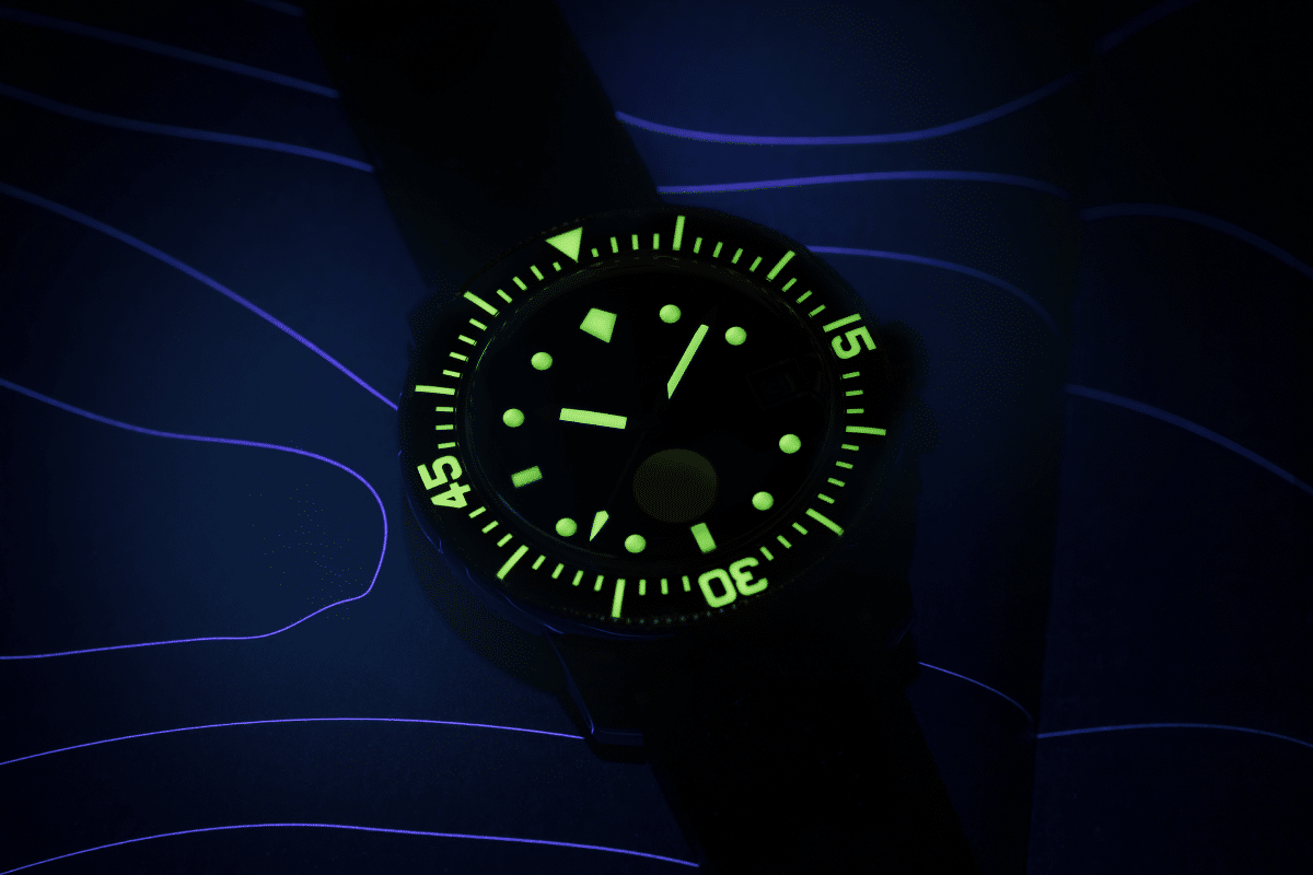 Blancpain Fifty Fathoms No Rad glows in the dark