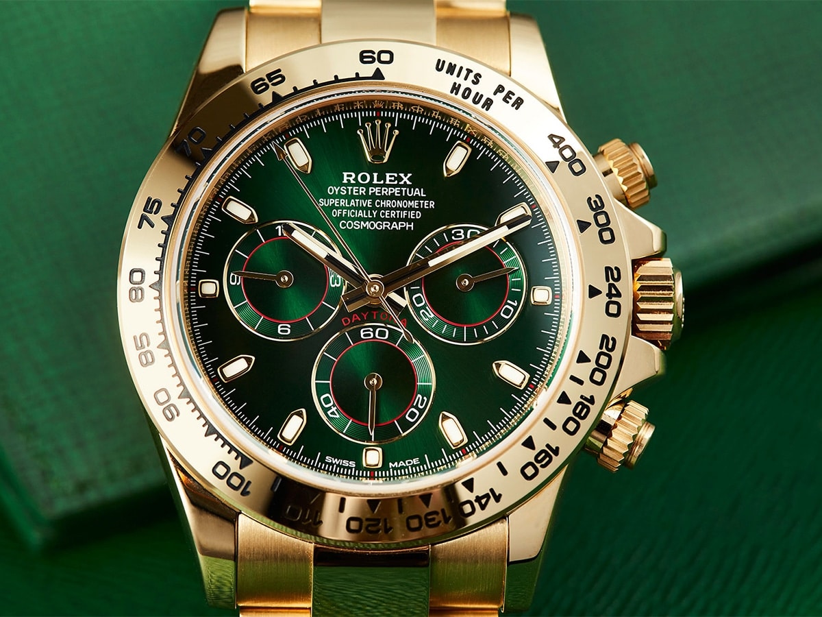 Conor mcgregors watch collection rolex oyster perpetual cosmograph daytona green dial