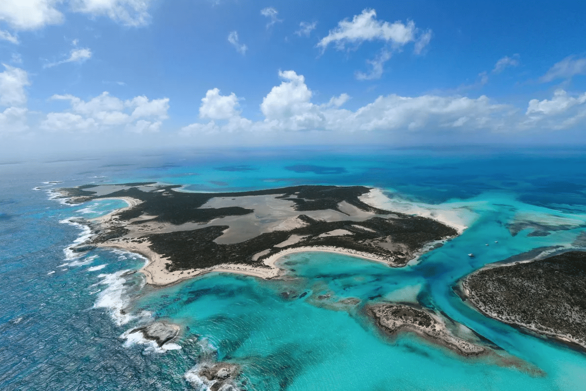 7 Stunning Private Islands for Sale Now, From the Bahamas to Greece – Robb  Report