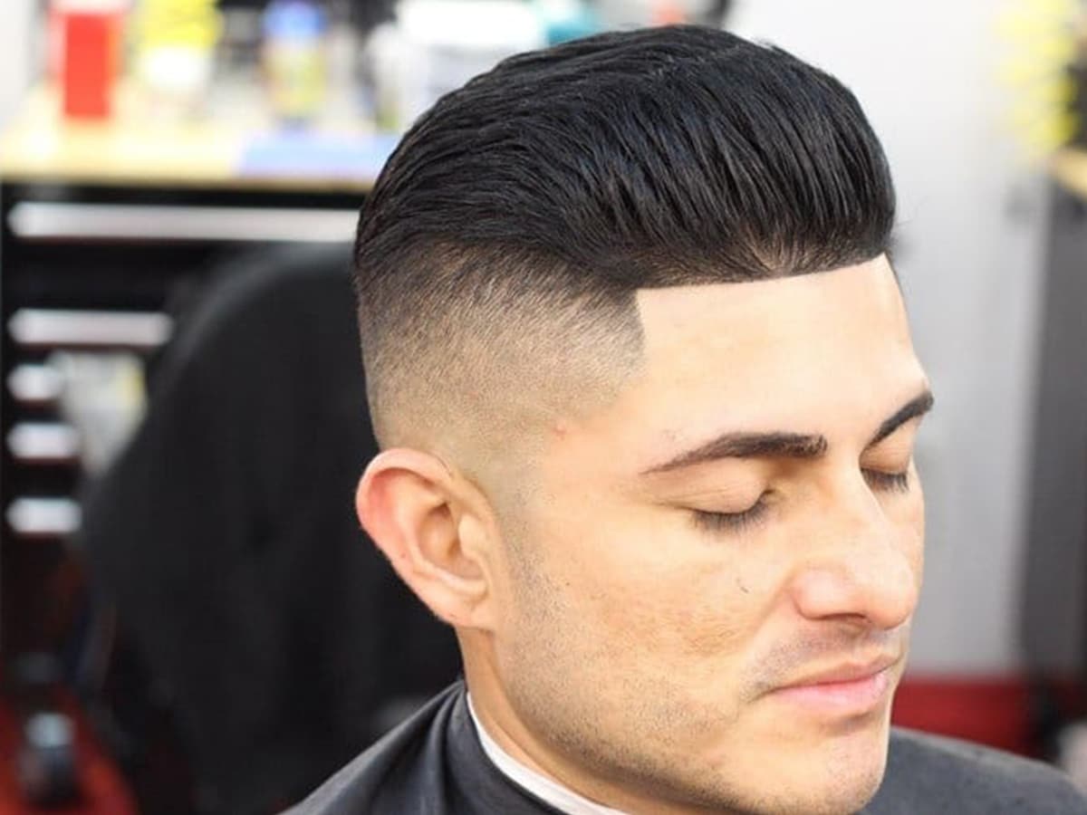 Men's Hairstyle : How to Style the Pompadour Fade .👔👕👌