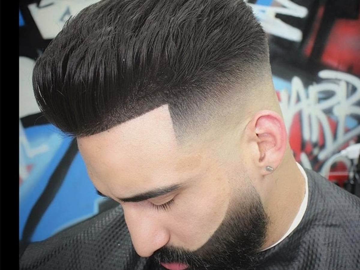 Men's Hairstyle : How to Style the Pompadour Fade .๐๐๐