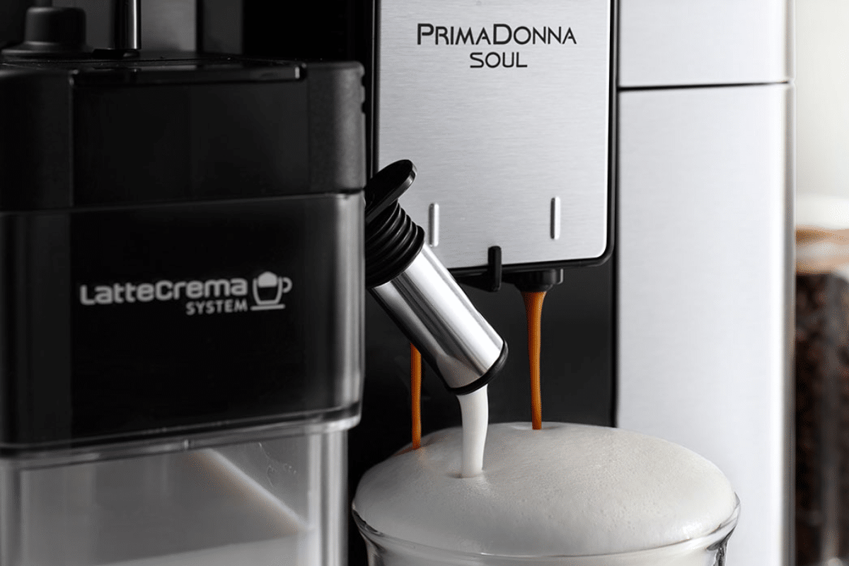 DeLonghi Prima Donna Soul professional coffee machine make a