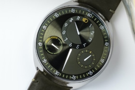 closser look Ressence The Type 1 Squared X