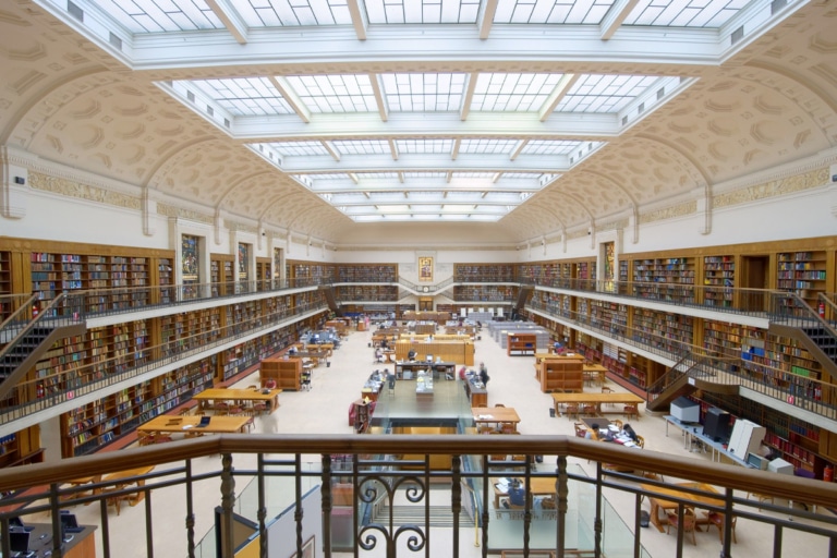 15 Best Libraries in Sydney | Man of Many