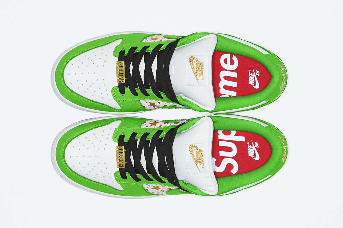 stock x supreme dunk