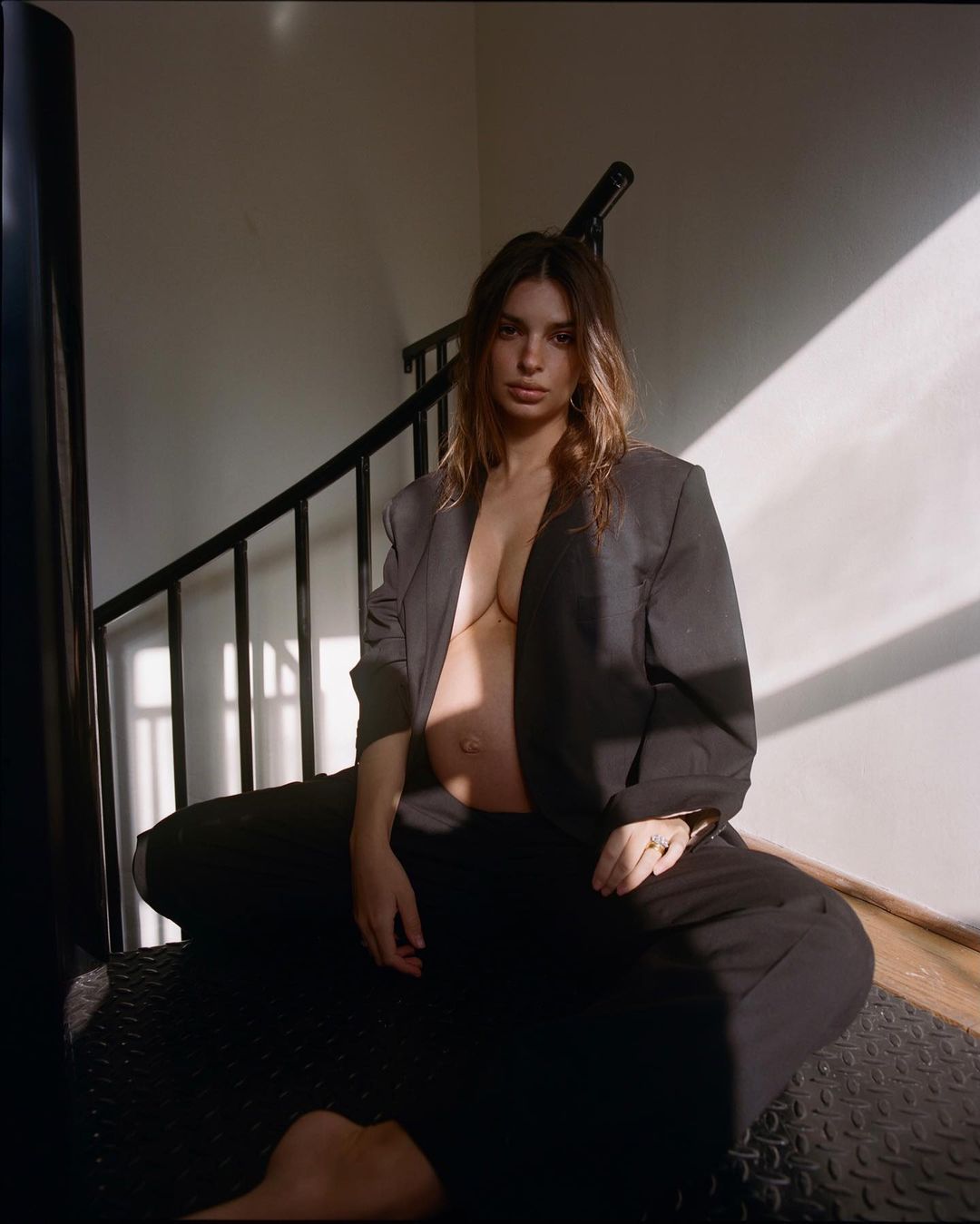 Emily ratajkowski nude photo shoot