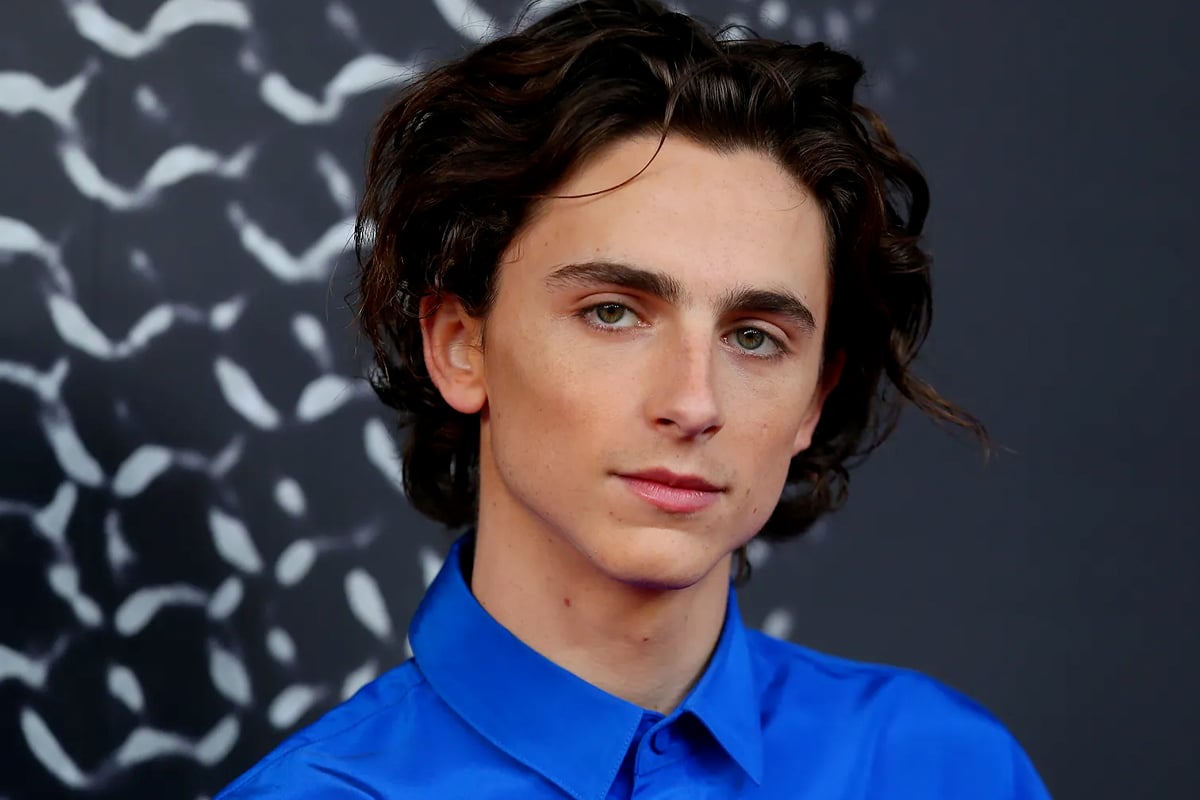 20 Best Middle Part Hairstyles For Men Man Of Many 20 Best Middle Part Hairstyles For Men Man Of Many