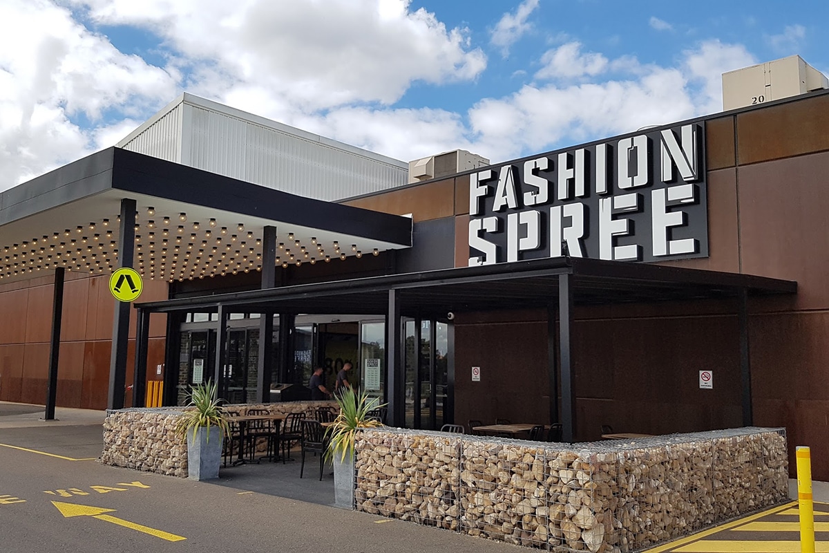 Fashion Spree outlet shopping mall outdoors