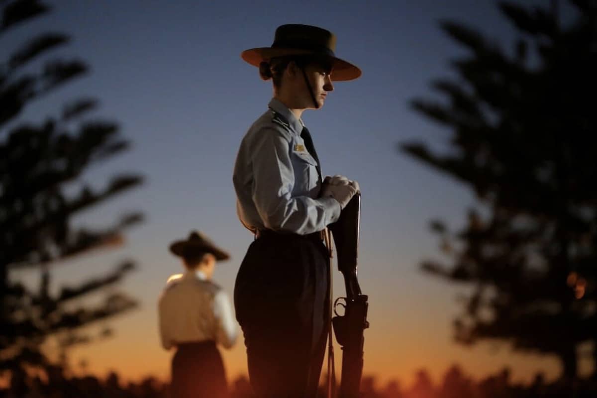 5 ways to commemorate anzac day at home