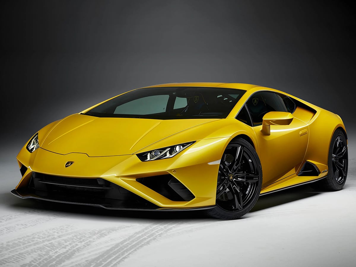 yellow lamborghini huracan