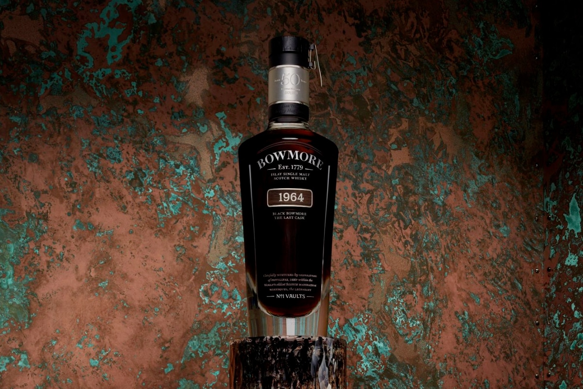 Black bowmore archive cabinet 8