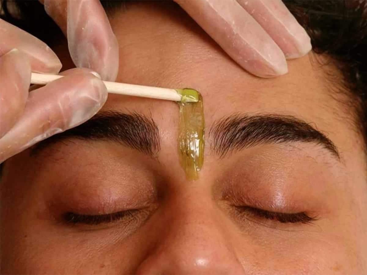 https://manofmany.com/wp-content/uploads/2021/05/How-to-Get-Rid-of-a-Monobrow-Unibrow-Waxing-Strips-Home-Kits-or-a-Specialist.jpg