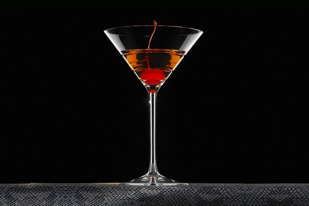 fordøje Metode Brandy How to Make the Perfect Manhattan Cocktail This World Whisky Day | Man of  Many