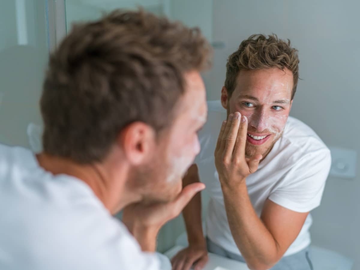 4 Exceptional Face Cleansers for Men