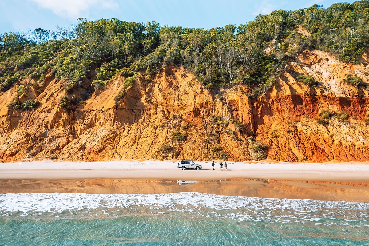 15 Best Sunshine Coast Beaches For Surfing and Swimming Man of Many