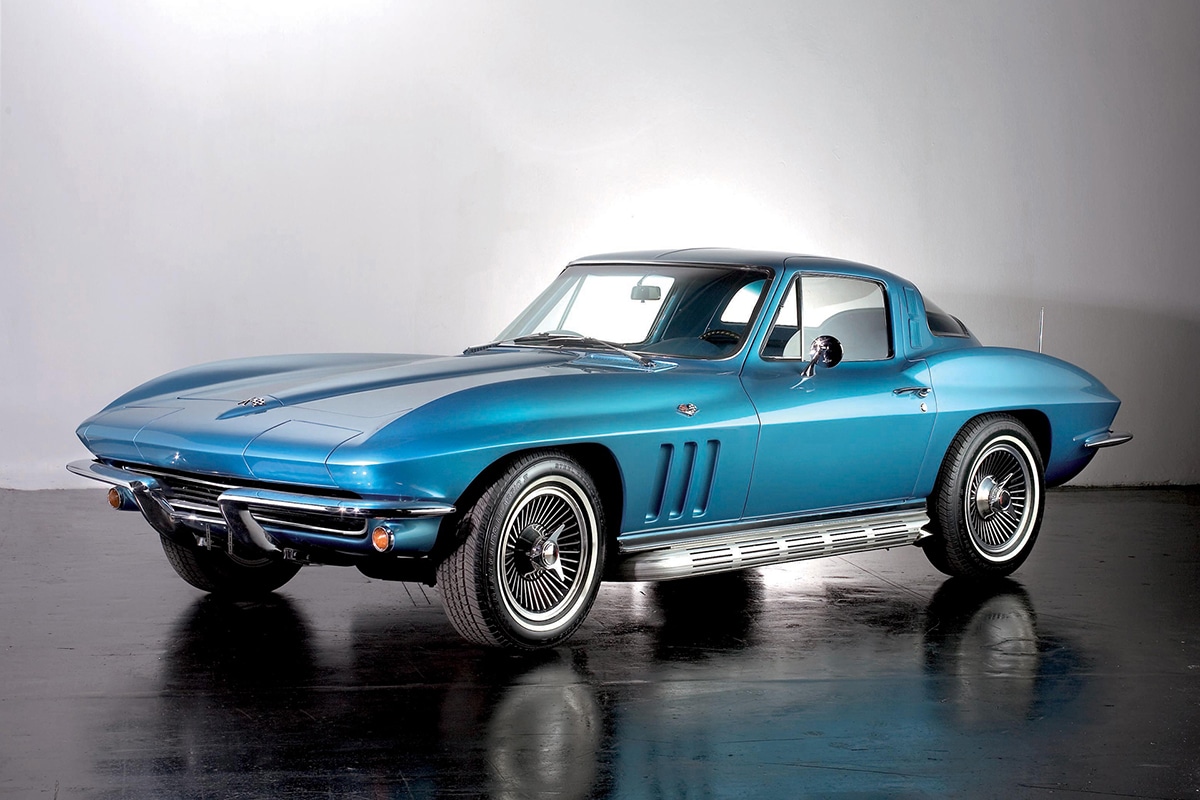 1963 Chevrolet Corvette C2 (Stingray)