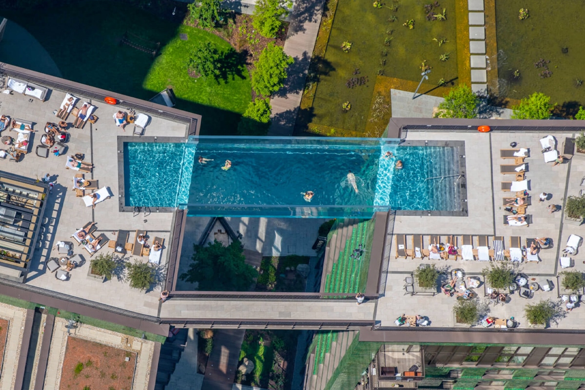 The See Through Sky Pool Suspended Between Two Skyscrapers Man Of Many