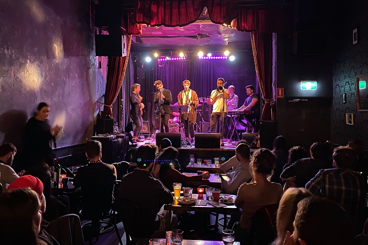 10 Best Jazz Bars and Clubs in Sydney Man of Many