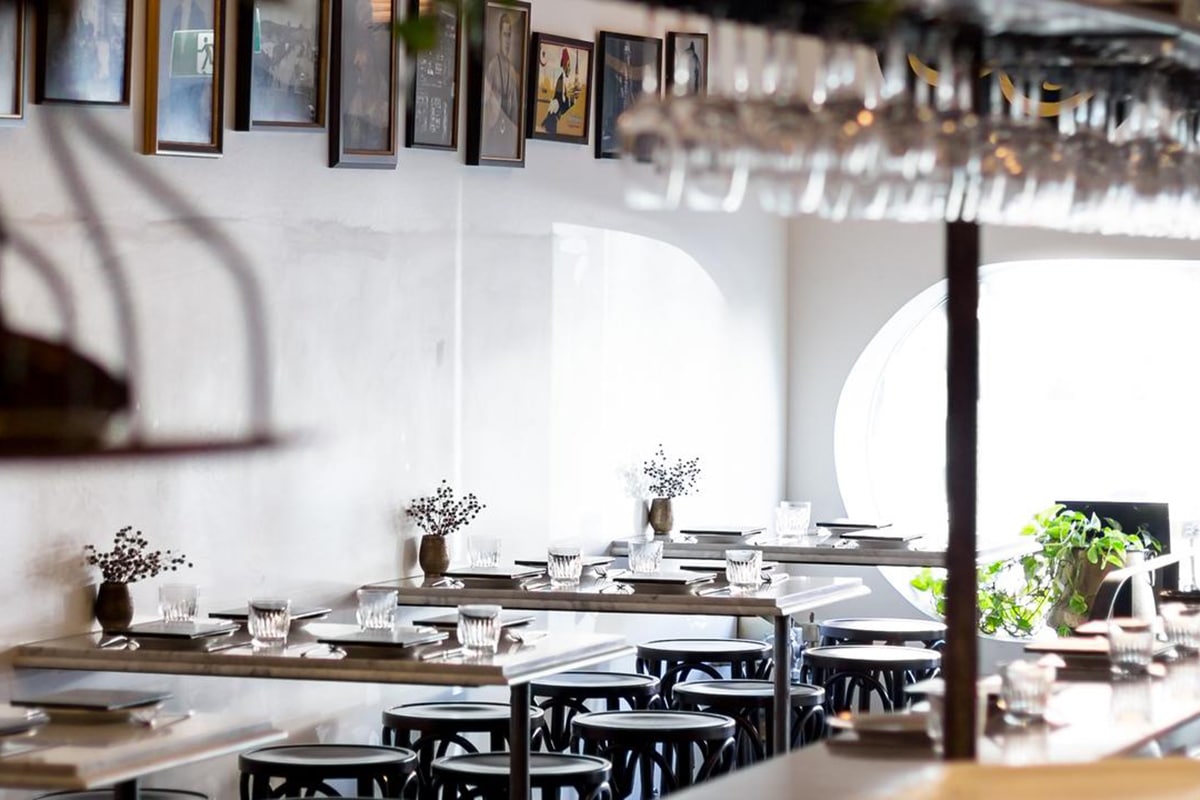 stanbuli turkish restaurant interior