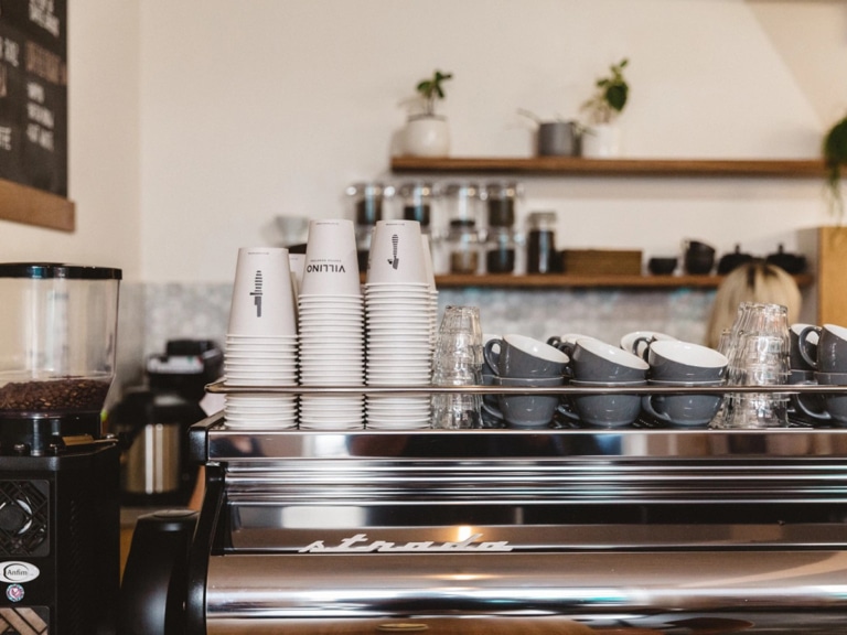 17 Best Cafes in Hobart for Breakfast, Brunch and Lunch Man of Many