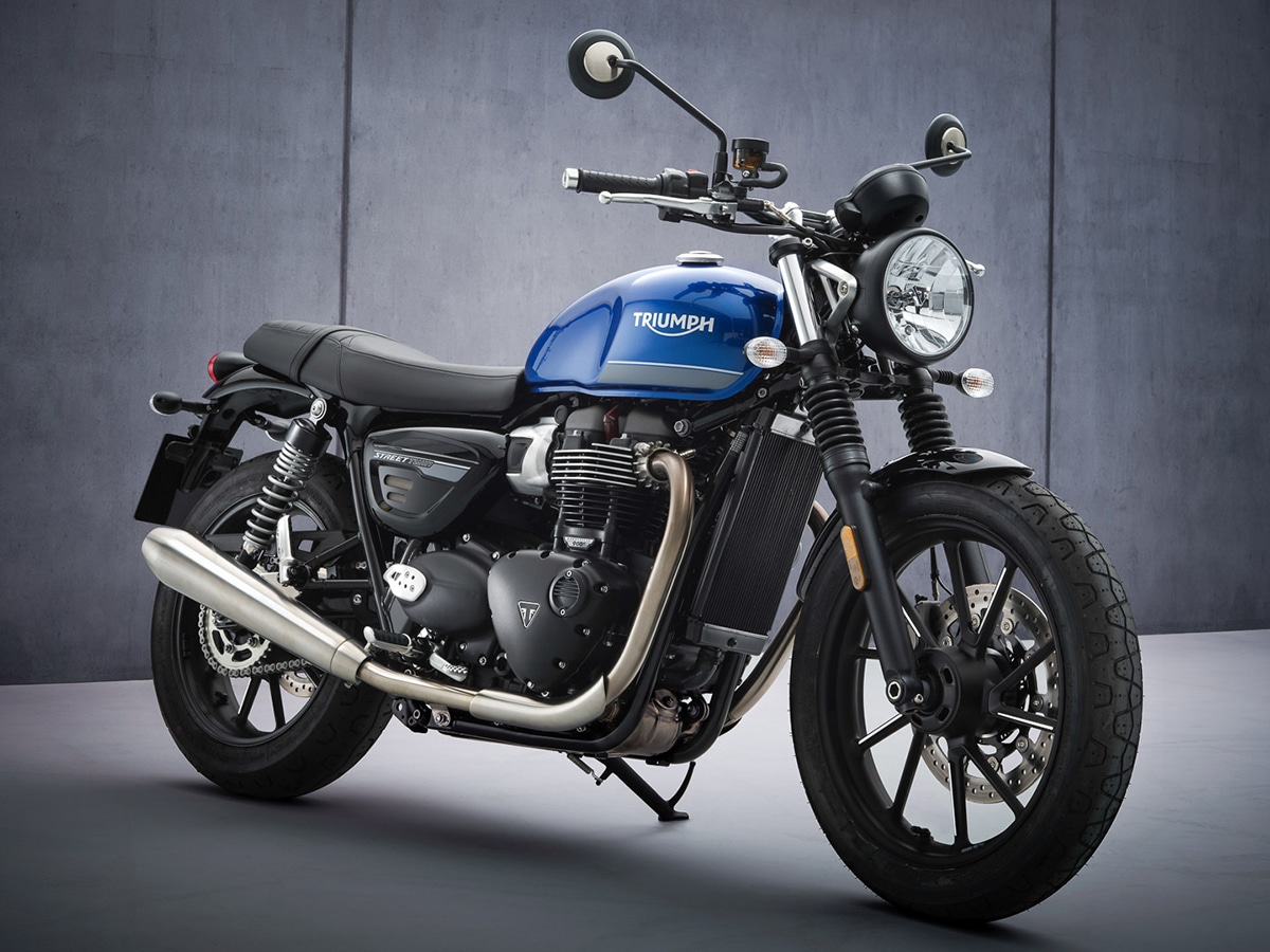 blue triumph street twin