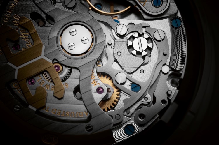 glashütte original watch internal system