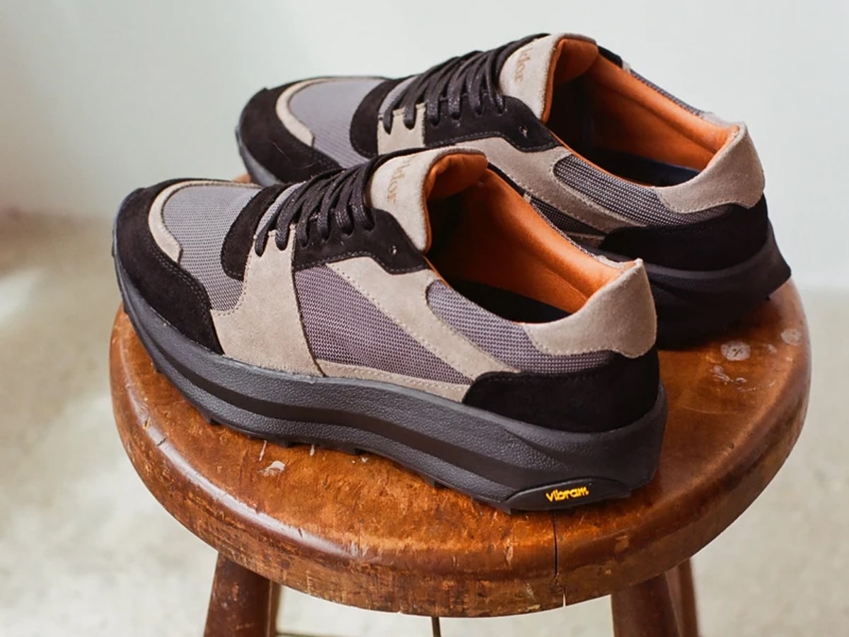 Corridor hiking shoes