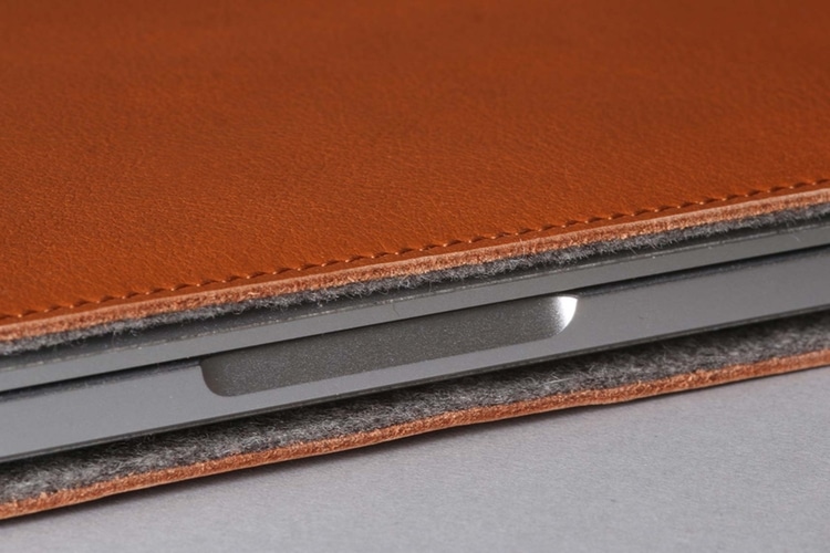 slim leather macbook sleeve case front view