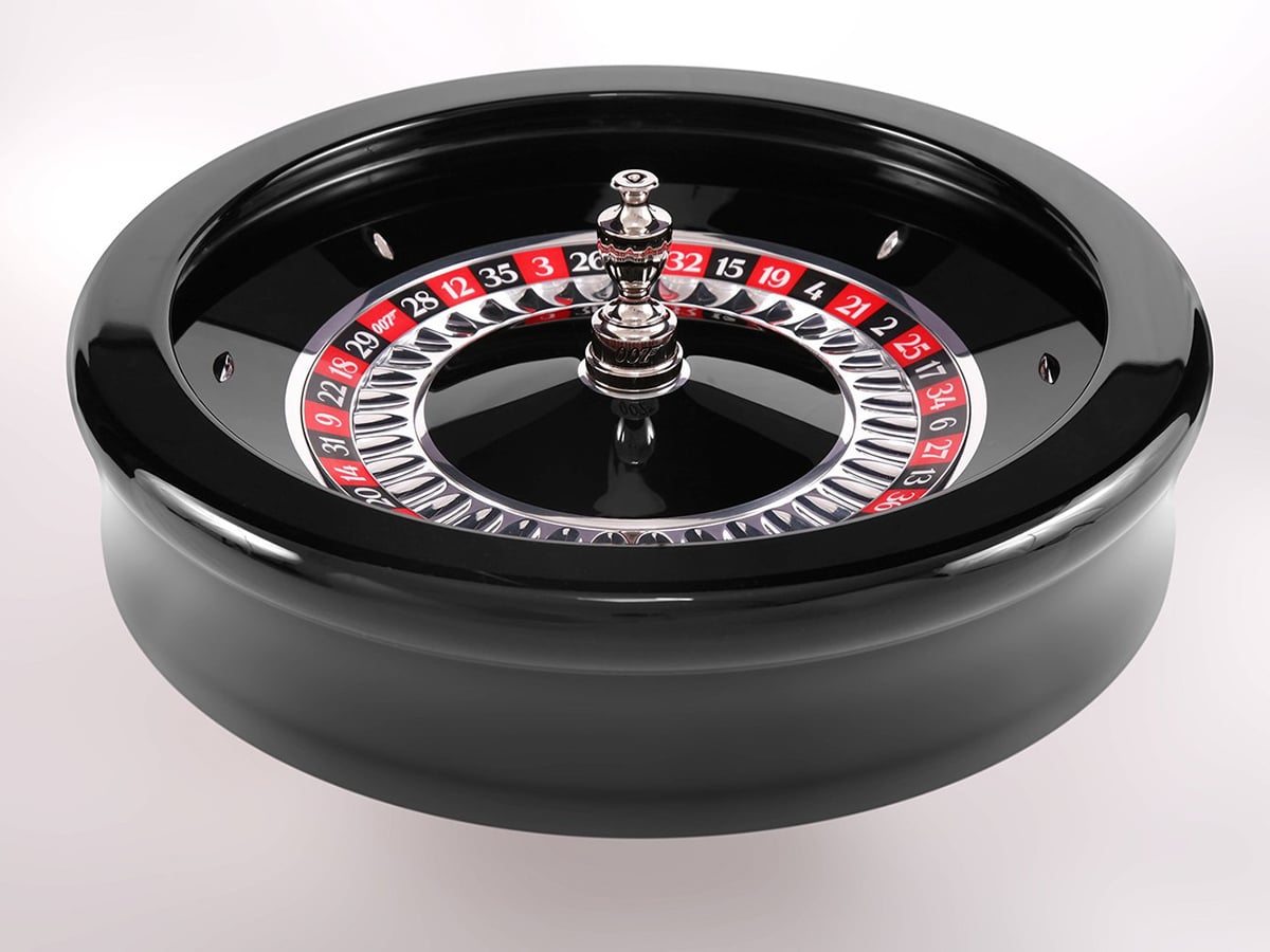 James bond collectors edition roulette wheel 2