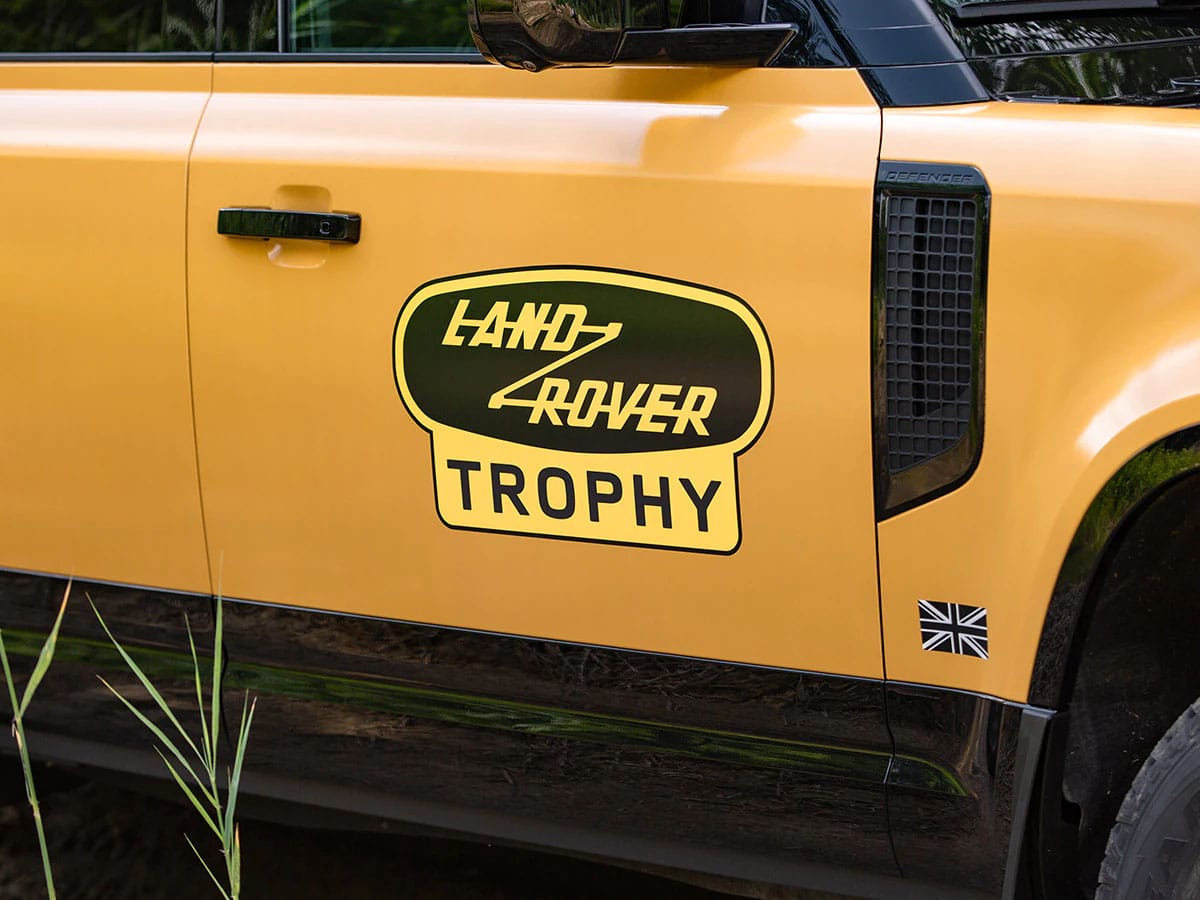 Land rover defender trophy edition 2